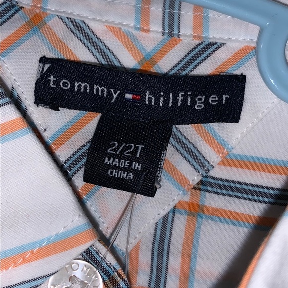 NWT Tommy Hilfiger plaid button down shirt - Picture 2 of 3